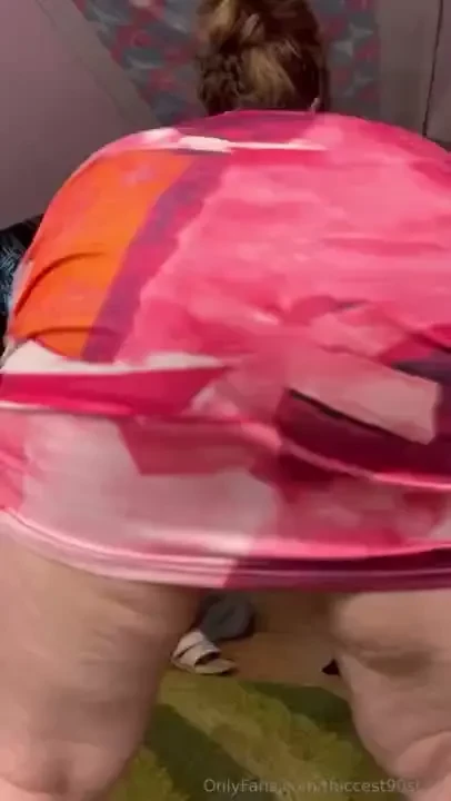 Let me put all this ass in your face 