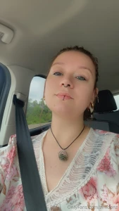 Hope you have an amazing saturday and i expect at least 2 cum tributes