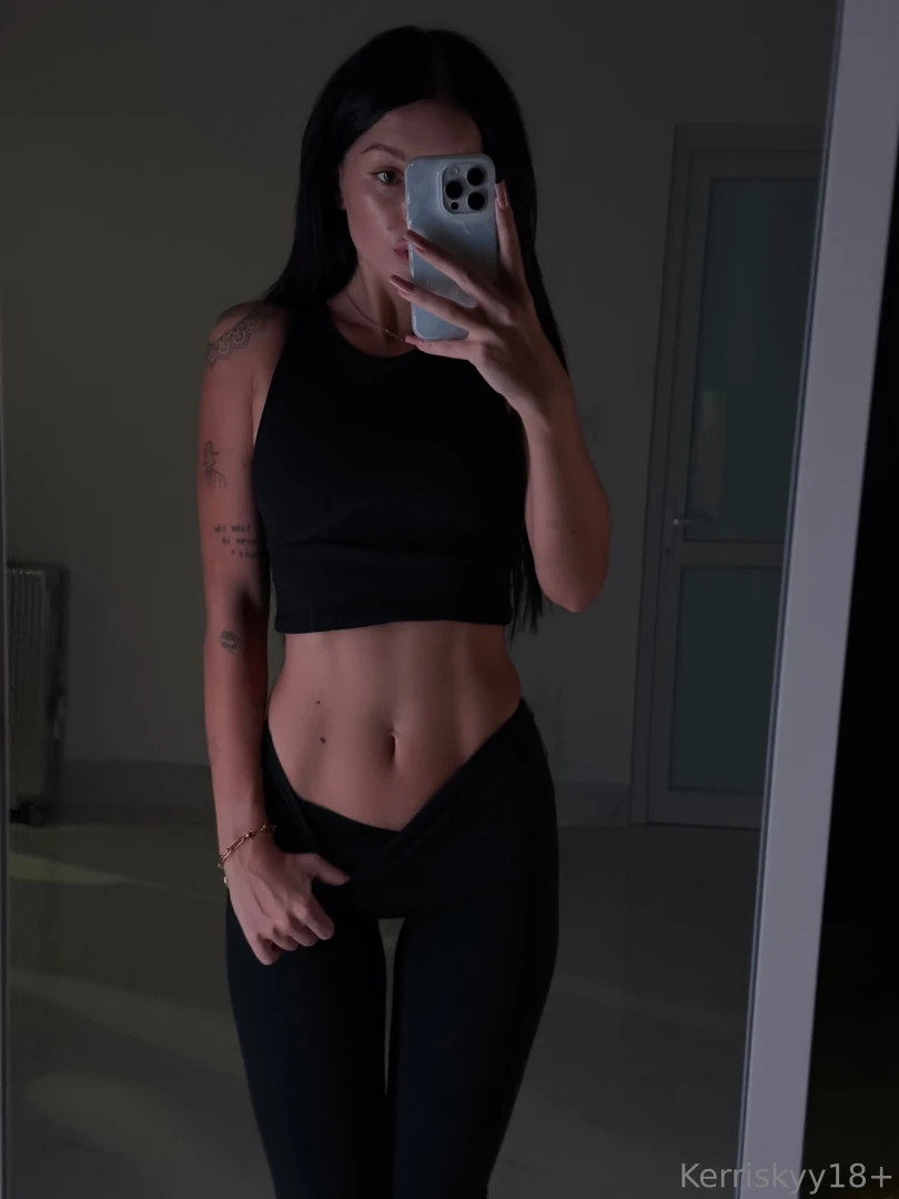 Guess what i m almost seeing my abs now all those workouts are finally 