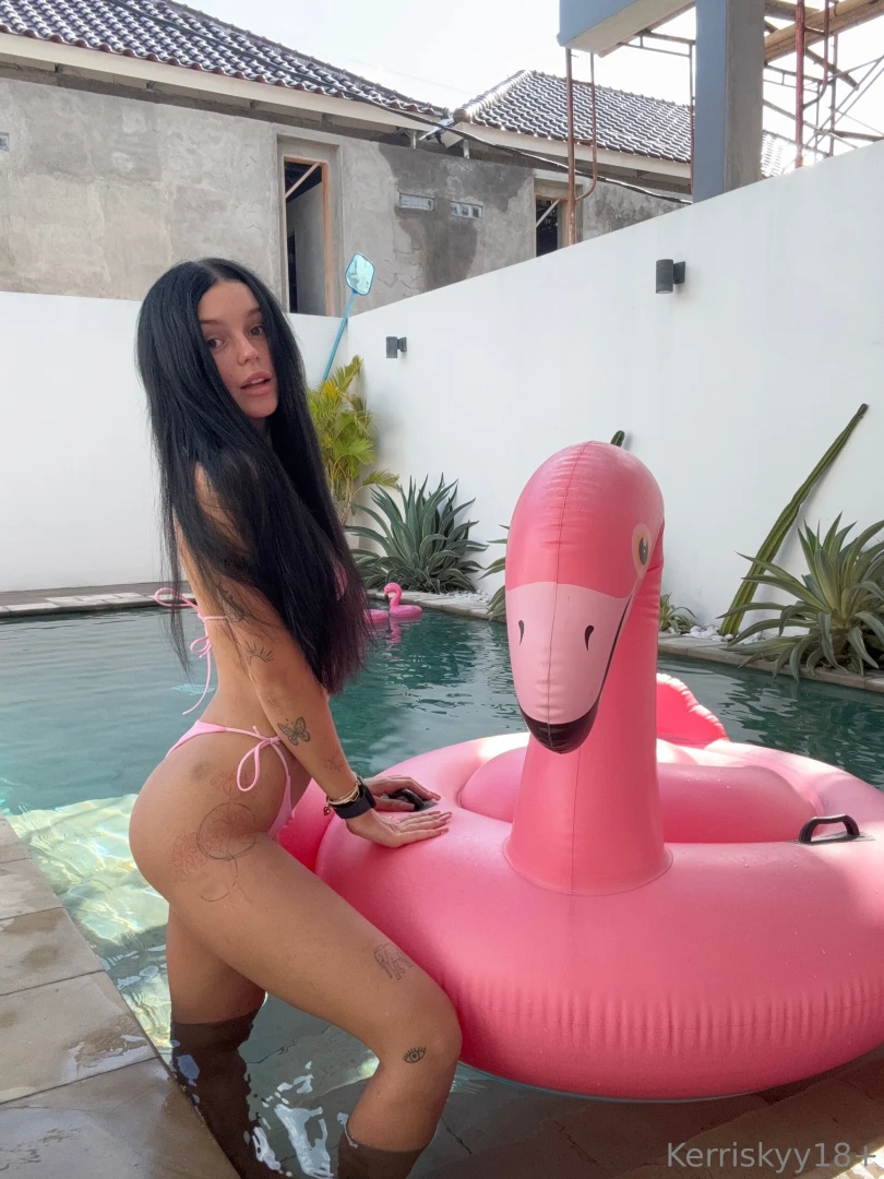 It seems you guys really loved that video by the pool it got so many 