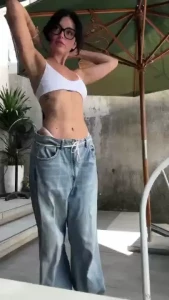 Looks like these jeans just can t keep up with me anymore they re