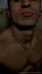 Si me sigues en twitter y me compartes te mando un regalo if you