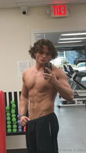 Happy thursday fans comment what ppv you d like to see me do next