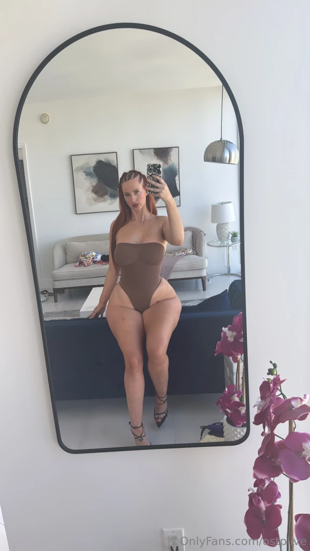 Love being a horny slut 