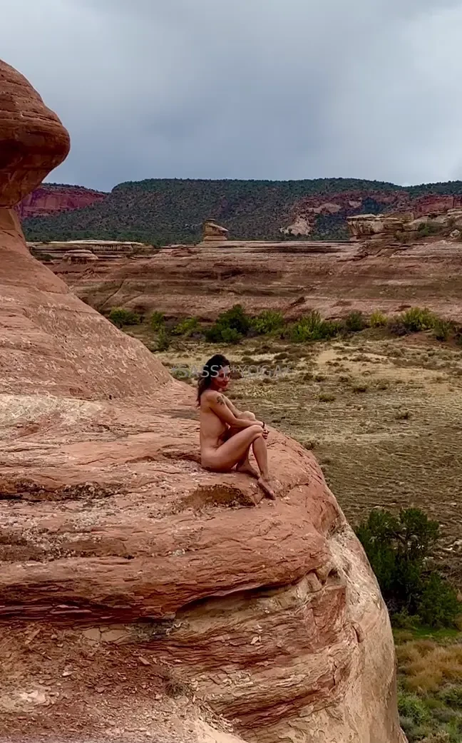 Grateful for the fans and friends that make this life more beautiful i 