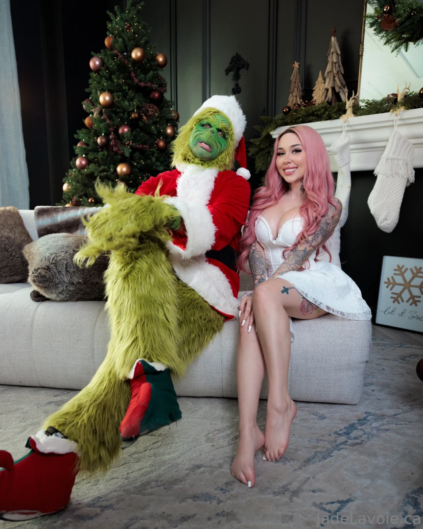 Christmas soon and new video on my vip misslavoie 