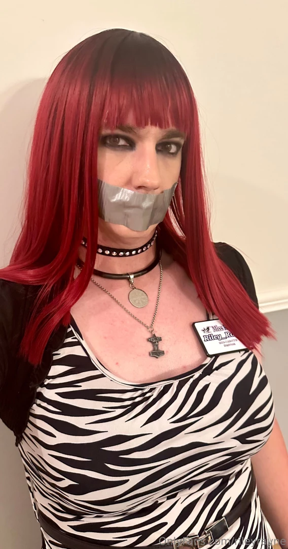 Some pics from a recent night out and back home part 3 