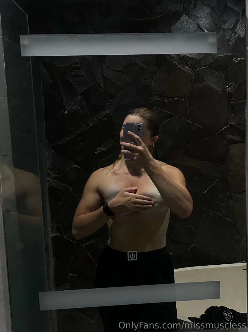 I m all sweaty after the gym 