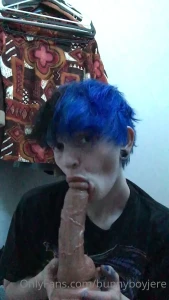 loserzomboy - A lil tease video of me sucking my dildo lt 333 