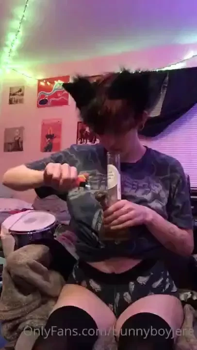 Have a quick bowl with a catboy part 1 