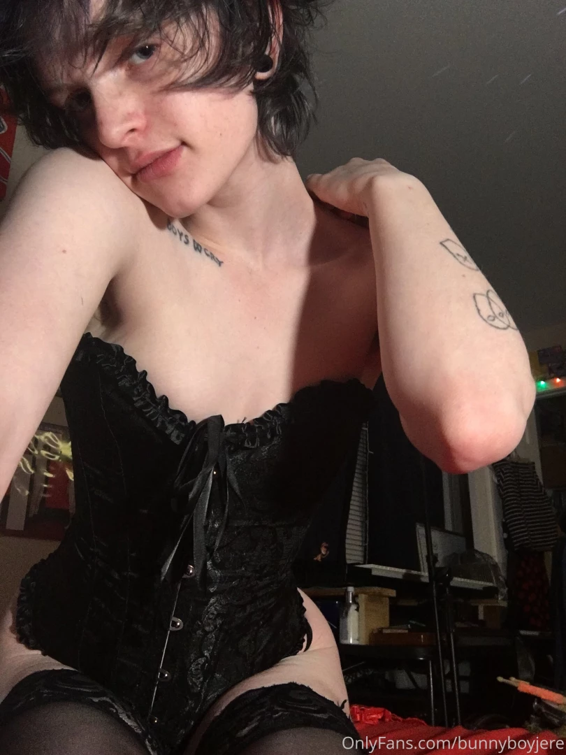 Feeling submissive and breedable todayyy i wanna get pinned against part 2 