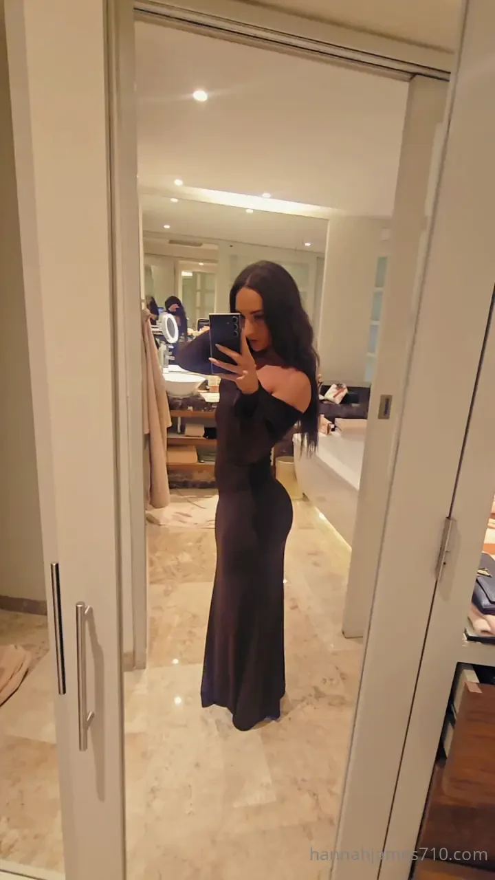 Join my vip club for only 25 and get priority response to your dm s 