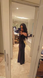 Join my vip club for only 25 and get priority response to your dm s