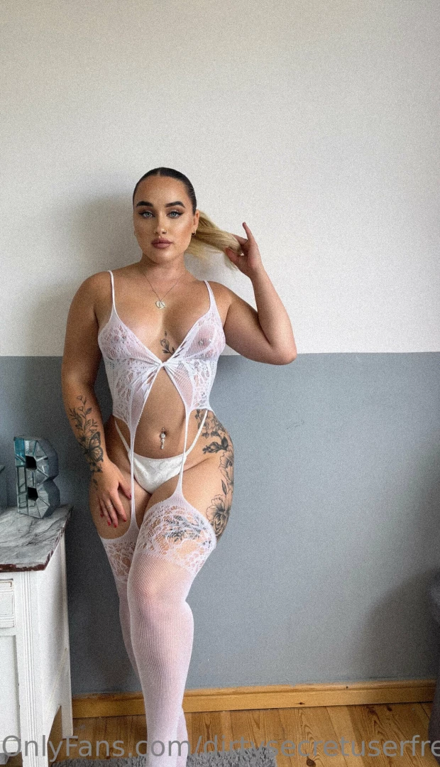 Can i leave my lipstick stain on your cock part 1 