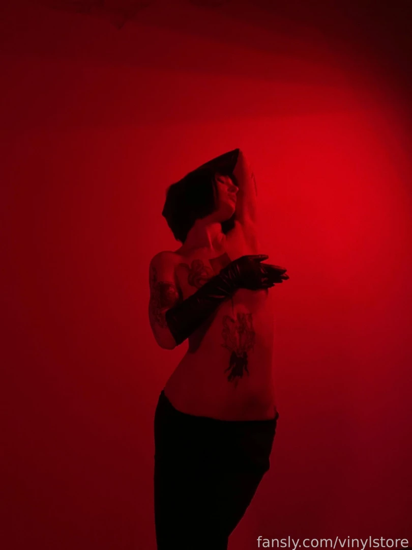 Findom femdom tattoo goth art tease fetish kink smalltits ass booty 