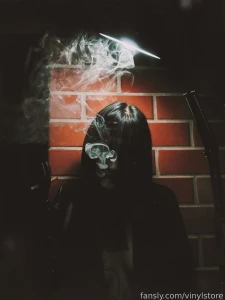 Smocking cigarette cig cigar cigarettefetish smokecloud smokefetish