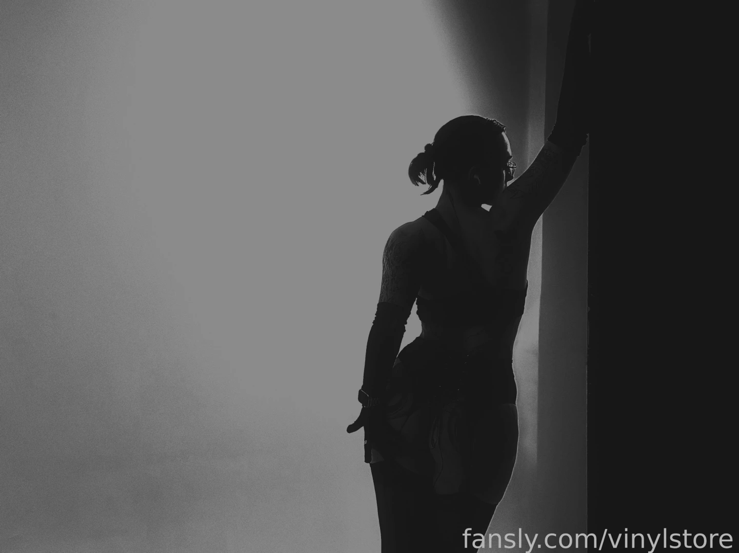 Photo pack pantyhose lingerie heels ass tattoo leather tease fetish 