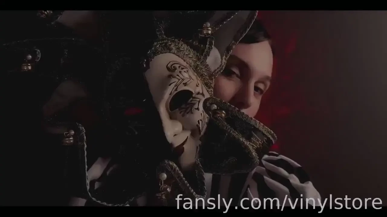 Halloween mistress goddess fetish latex findom femdom 