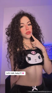 Who s ready for a mix of and khloe jenni is here to heat up your part 22