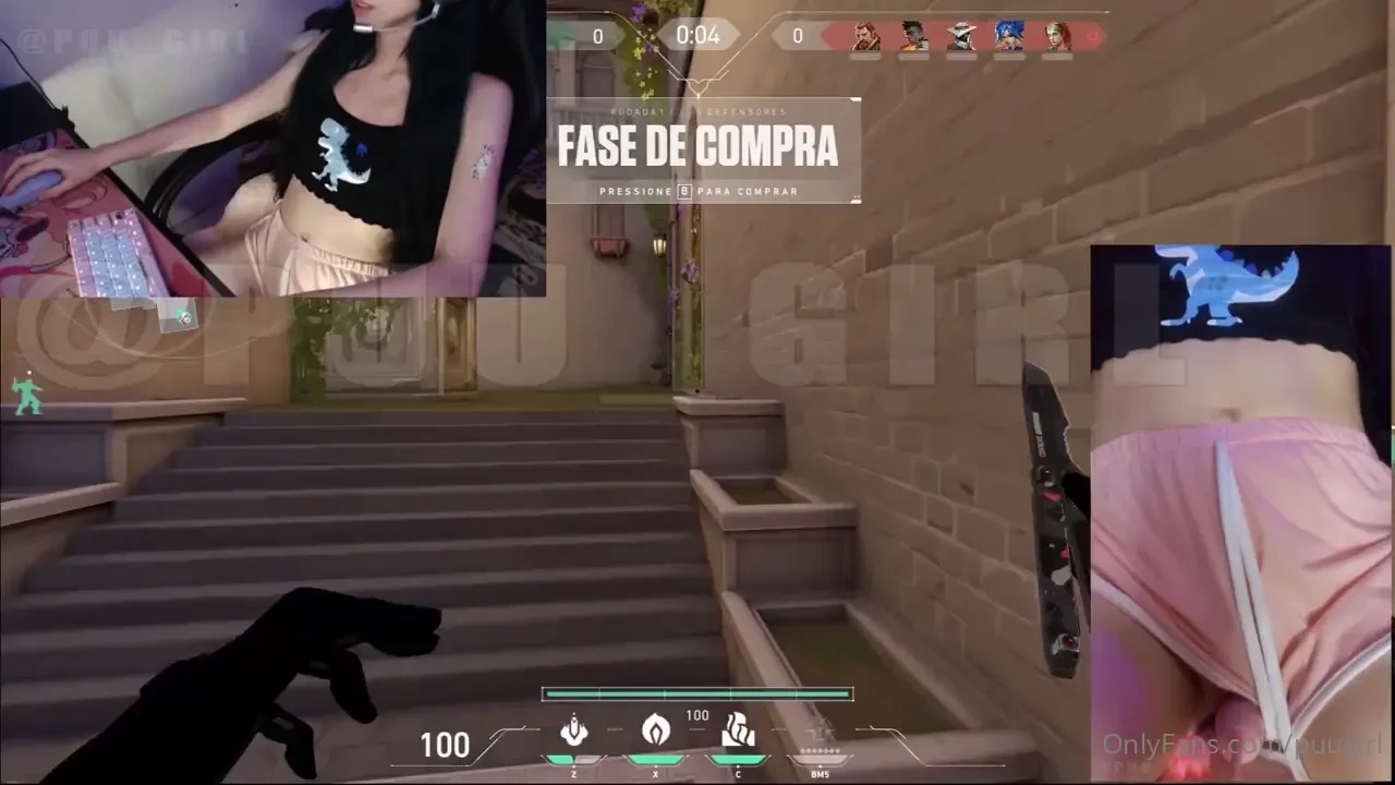 Pinando e gozando kkkk 