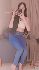 Jogando gua gelada na minha bunda 3 kkk