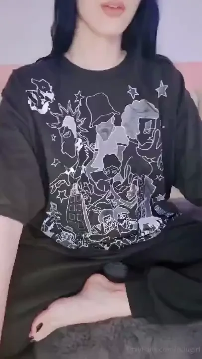 Voc nem imagina o que tem por baixo kkk 