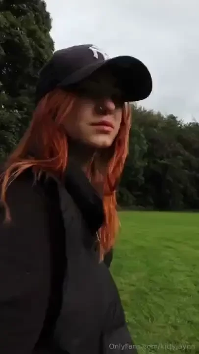 Taking you with me on a walk in the park before the leaves turn yellow 