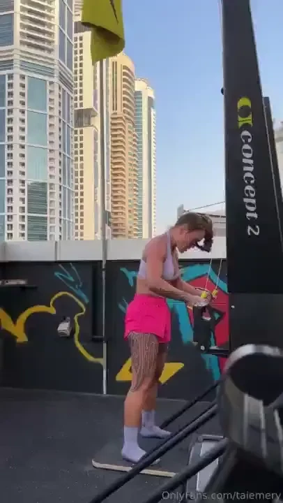 Work work work fight announcement dropping soon brb 