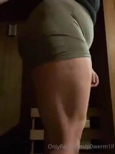 Some sauna muscle worship