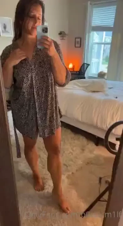 I have never in my life bought adult pajamas and now i need a million part 2 