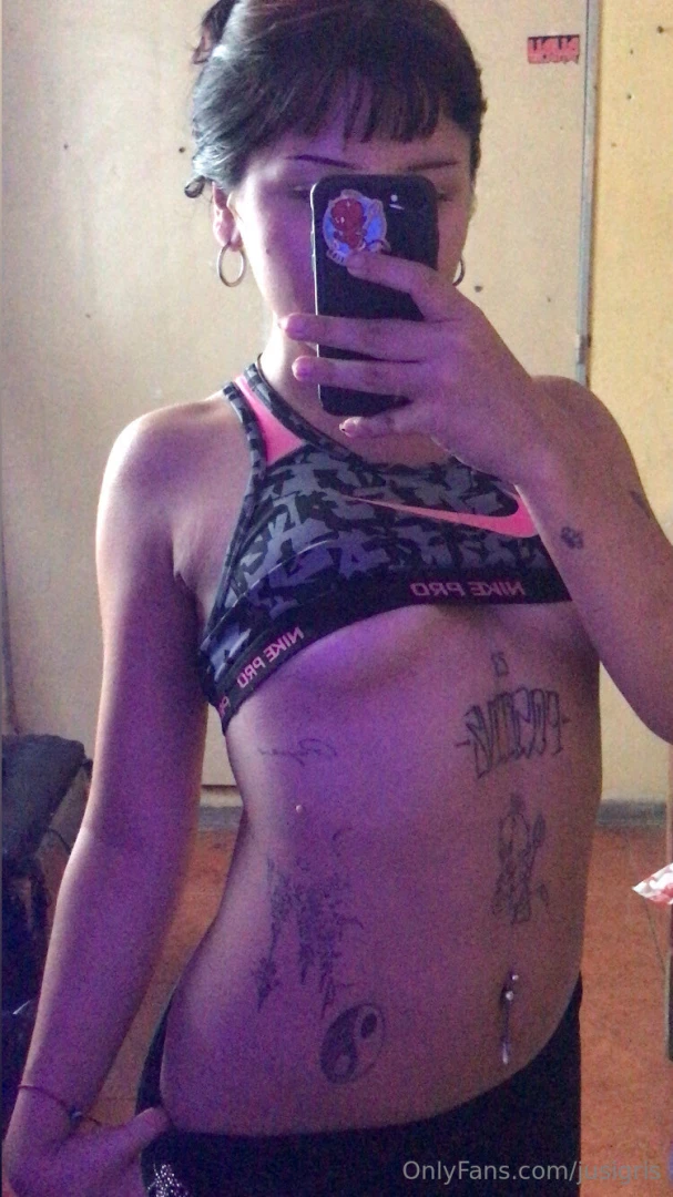 You can t see them buy i know you still like the pic 