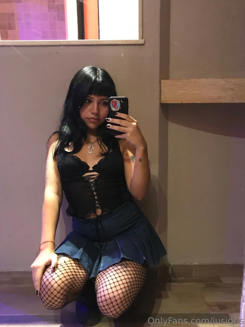 Ig you already know that but black if my favorite color 