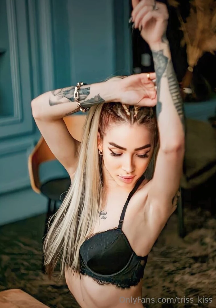 Free free free monikabeluci can show you something and make u cum part 7 