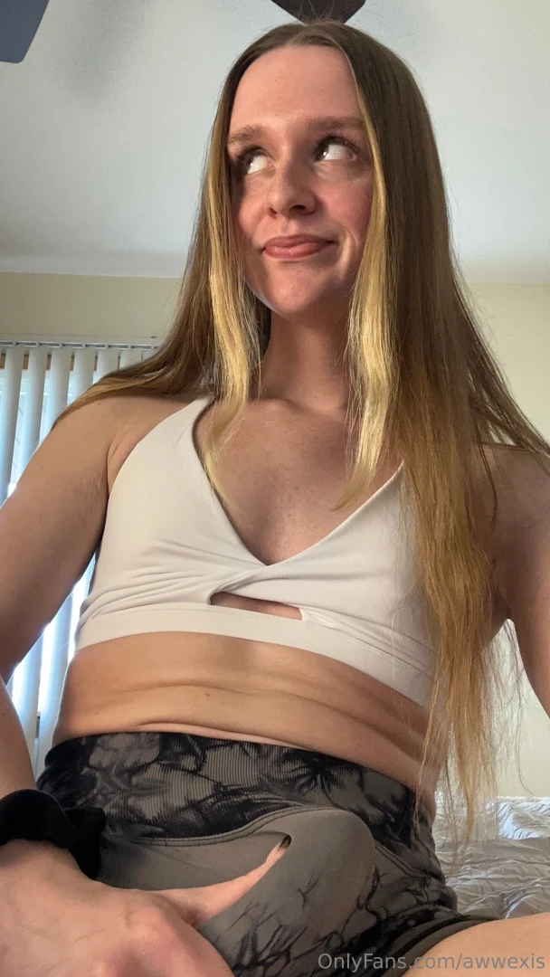 Whats the first thing u see 