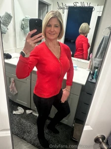 Mmmmm i just want you to cuddle with me part 1