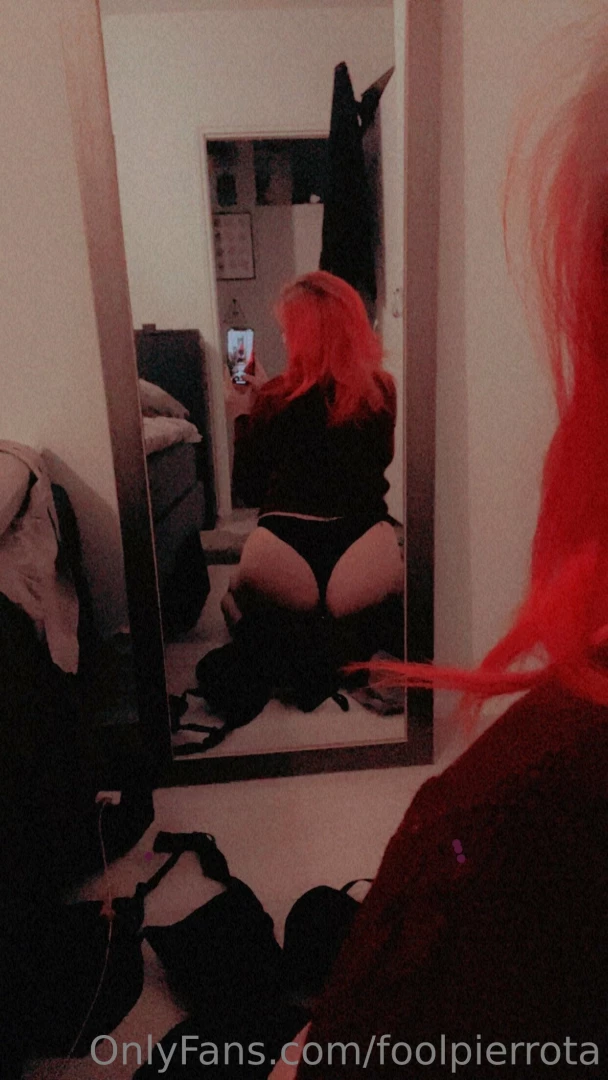 You wanna come to cuddle with me and watch some fantasy movies 