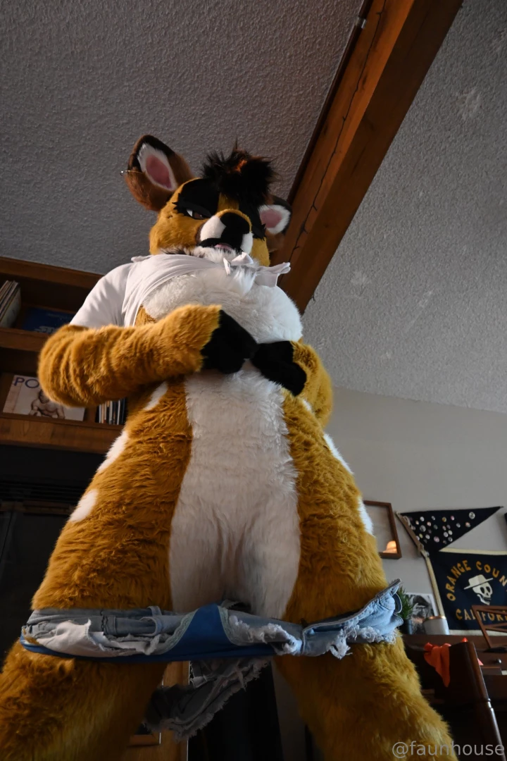 Daisy dukes and peaches part 1 