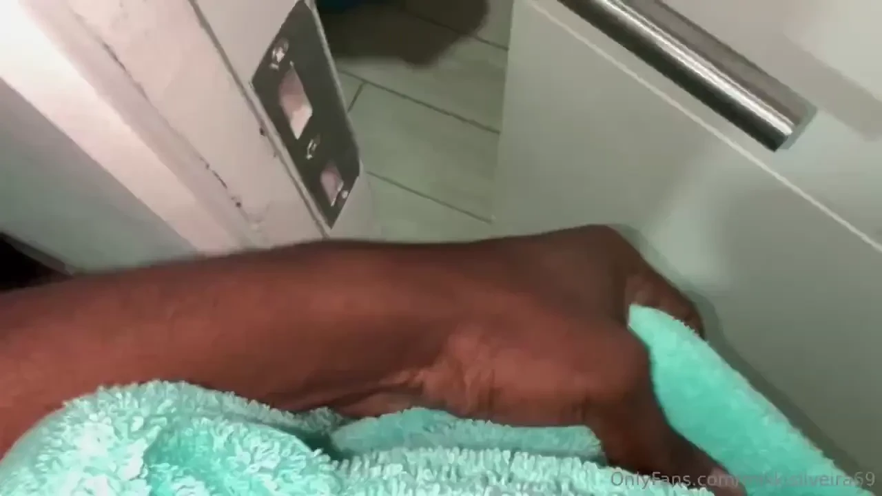 Video completo est bamos haciendo cosas ricas con mi novia felinebitx 