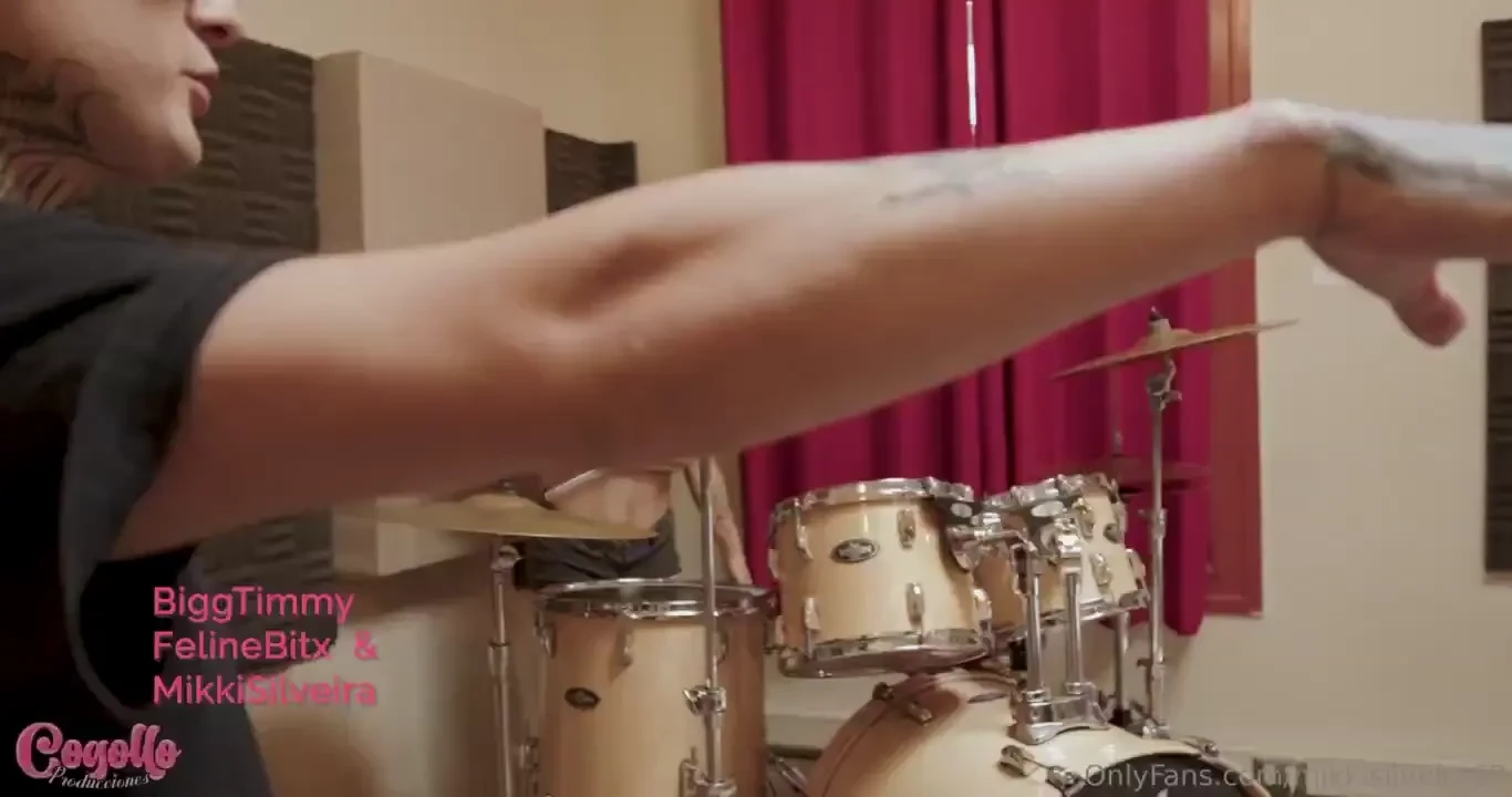 Nueva pel cula 29 min mi primer tr o con la preciosa feline quer amos 