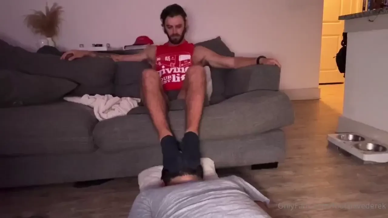 Master john is mic d up so you can really hear his verbal instruction 