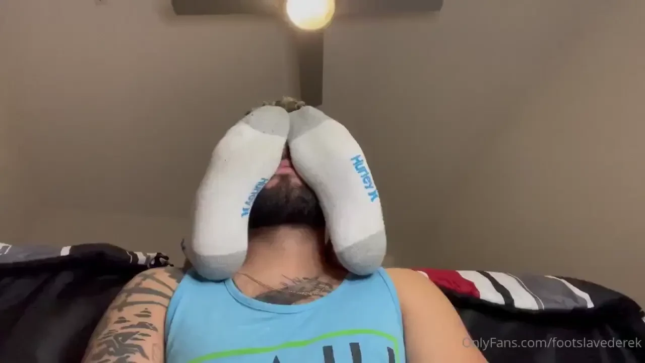 You can t get enough of these feet can you slave some tops worship for 