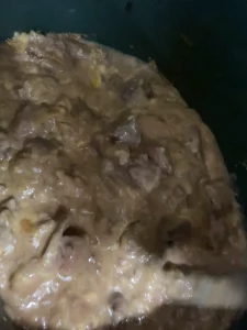 lilrosiedoll - Yummy crockpot beef tips over mashed potatoes i m going to start 