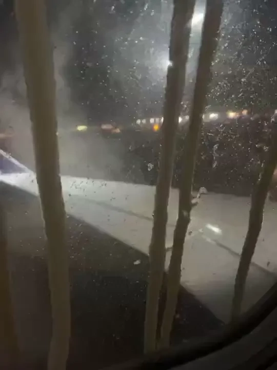 Happy jizz on the airplane window thursday i made it safe and sound 
