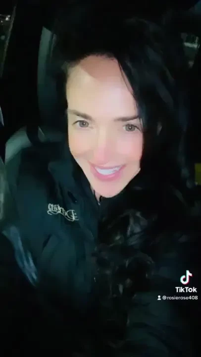 I hope you are having a fun saturday i am not able to send messages 