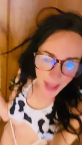 lilrosiedoll - Happy sunday i m going on cb thank you i took my glasses off because 