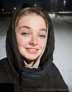 Don t miss lleeyyllaa my best friend loves to watch men cum she is part 26