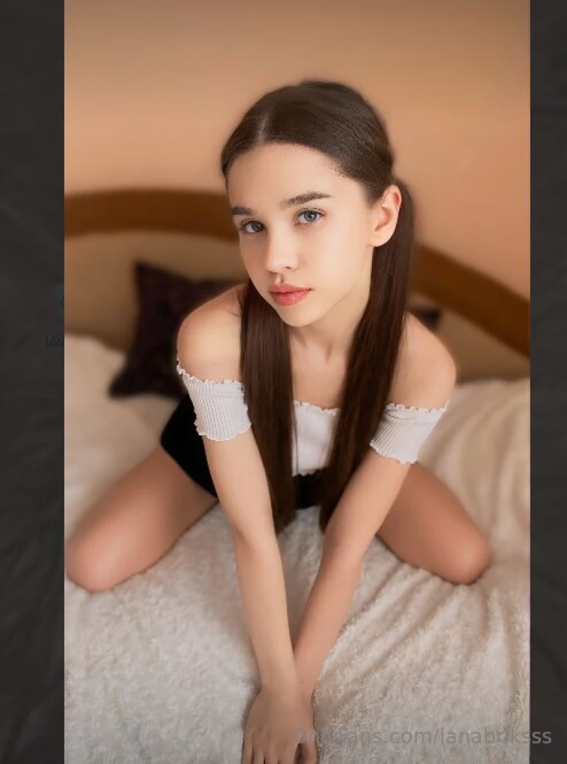 Free subscribe only now liprincess this sweet girl may seem modest but part 3 