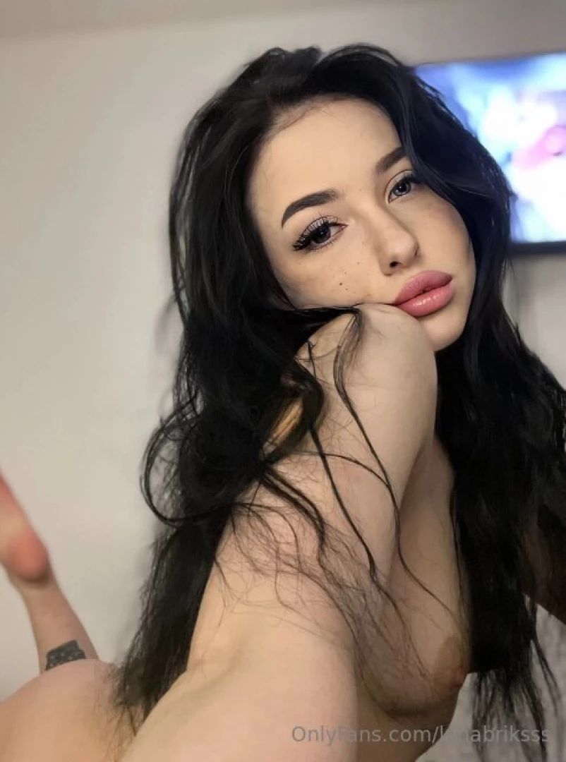 Horny princess witness her regina_ero fondling and stretching her part 5 