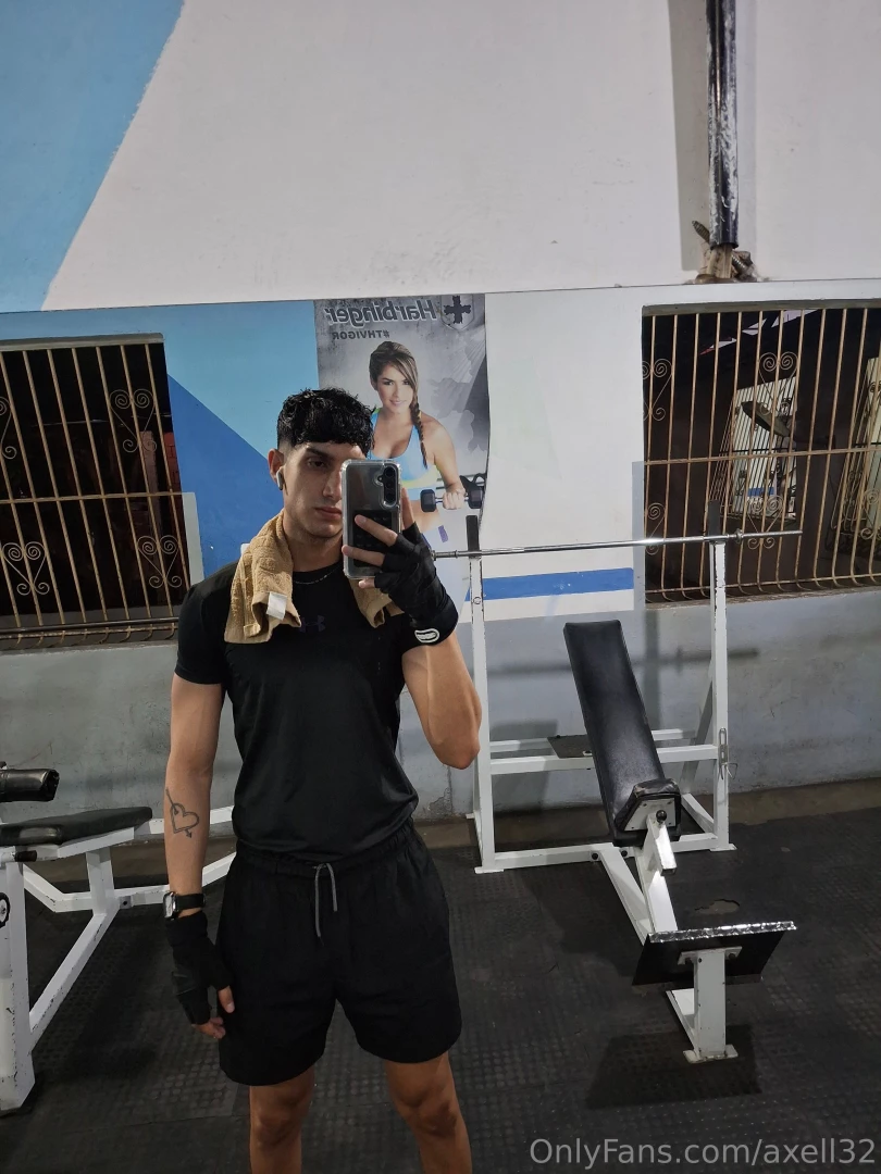 I m back at the gym are you ready to see the results part 1 