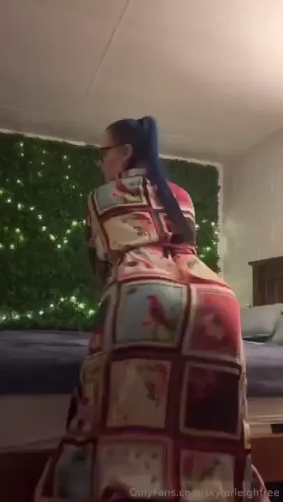 Wanna see the second half drop a like and i ll send it to you 